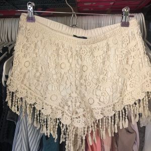 BOHO FLOWY SHORTS